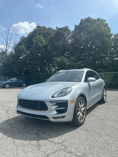 2018 Porsche Macan GTS in Silver