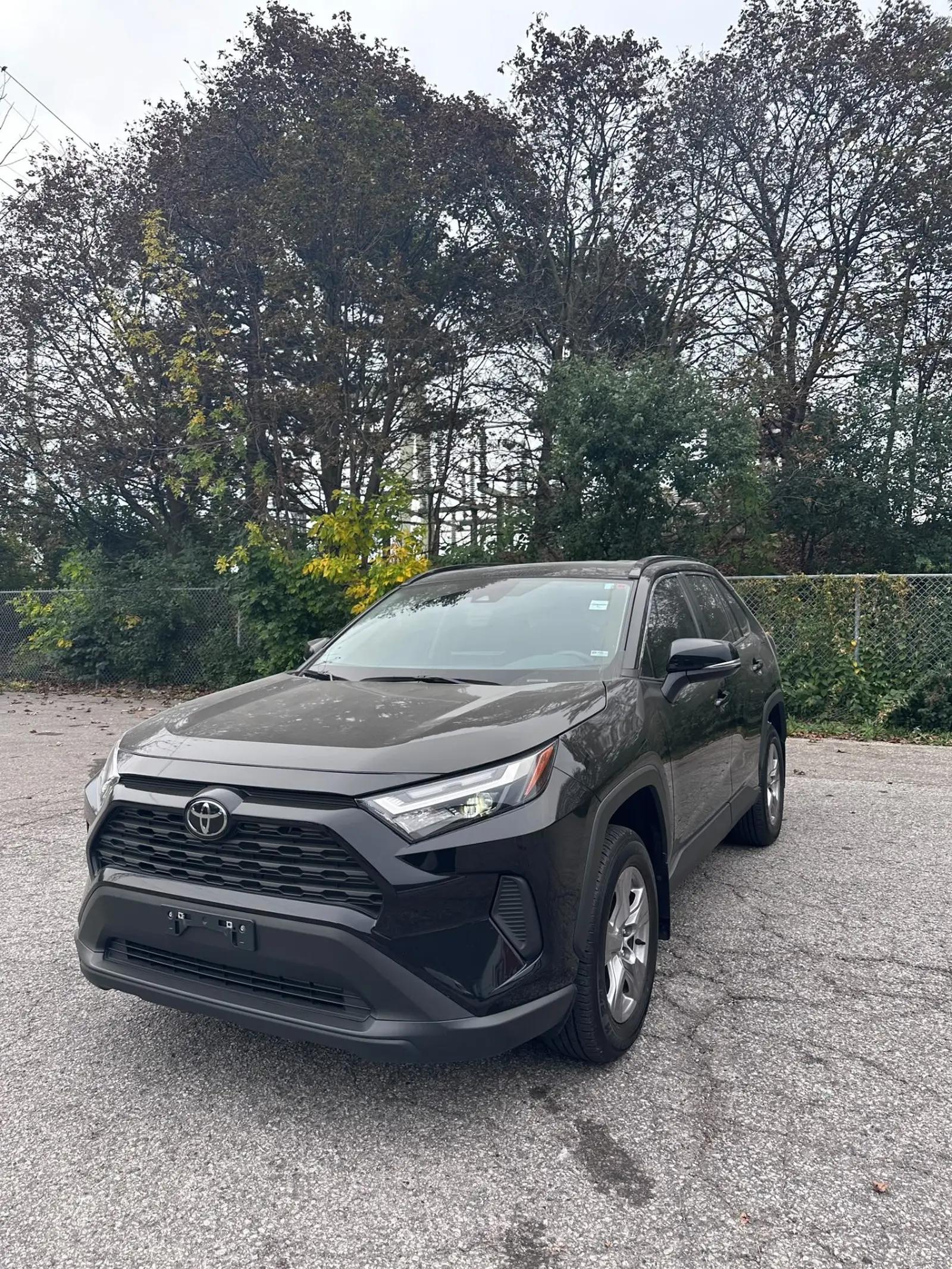 2025 Toyota Rav4 XLE, front three quarter view