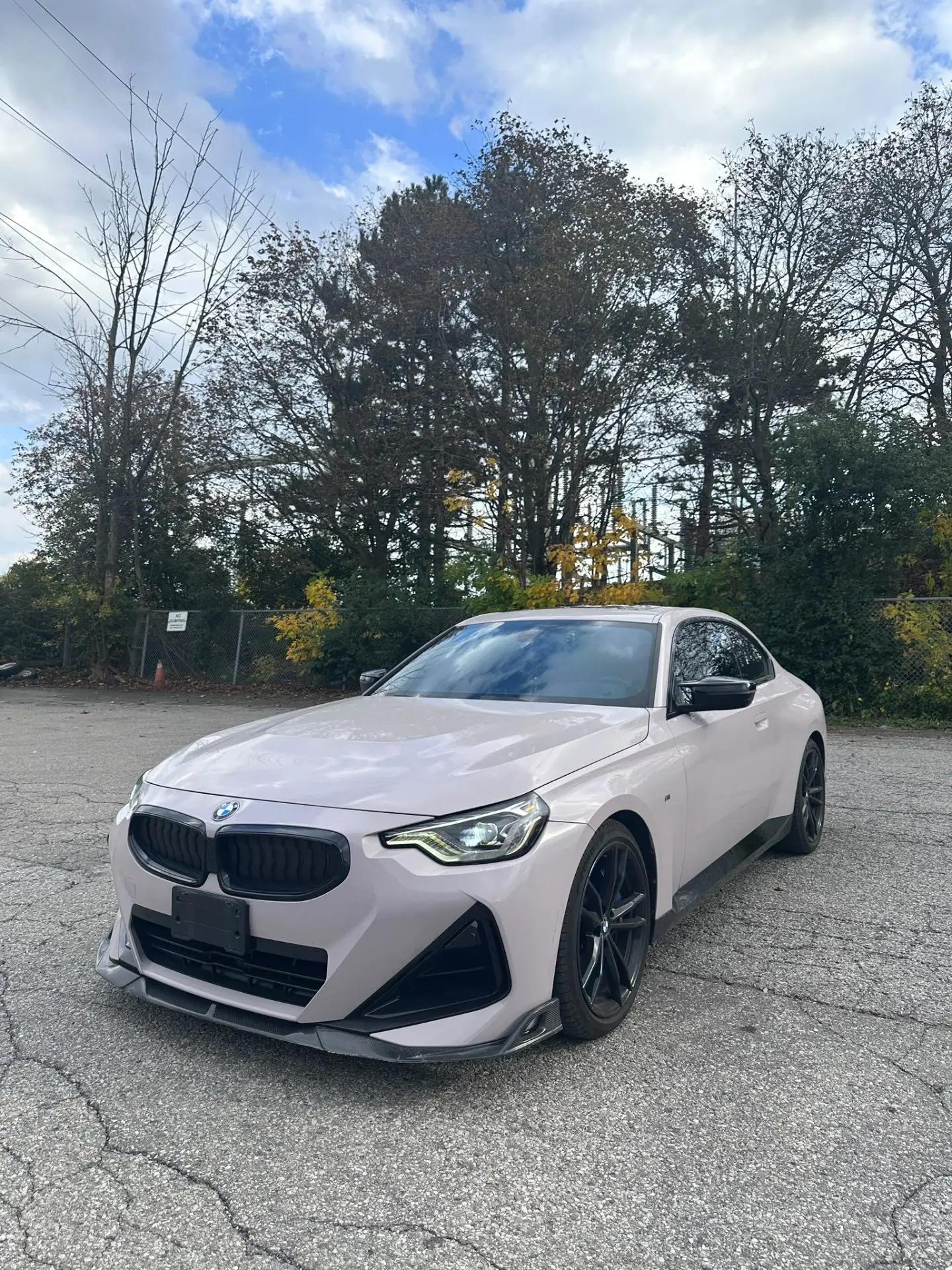 2022 BMW 2-Series M240i xDrive, front three quarter view