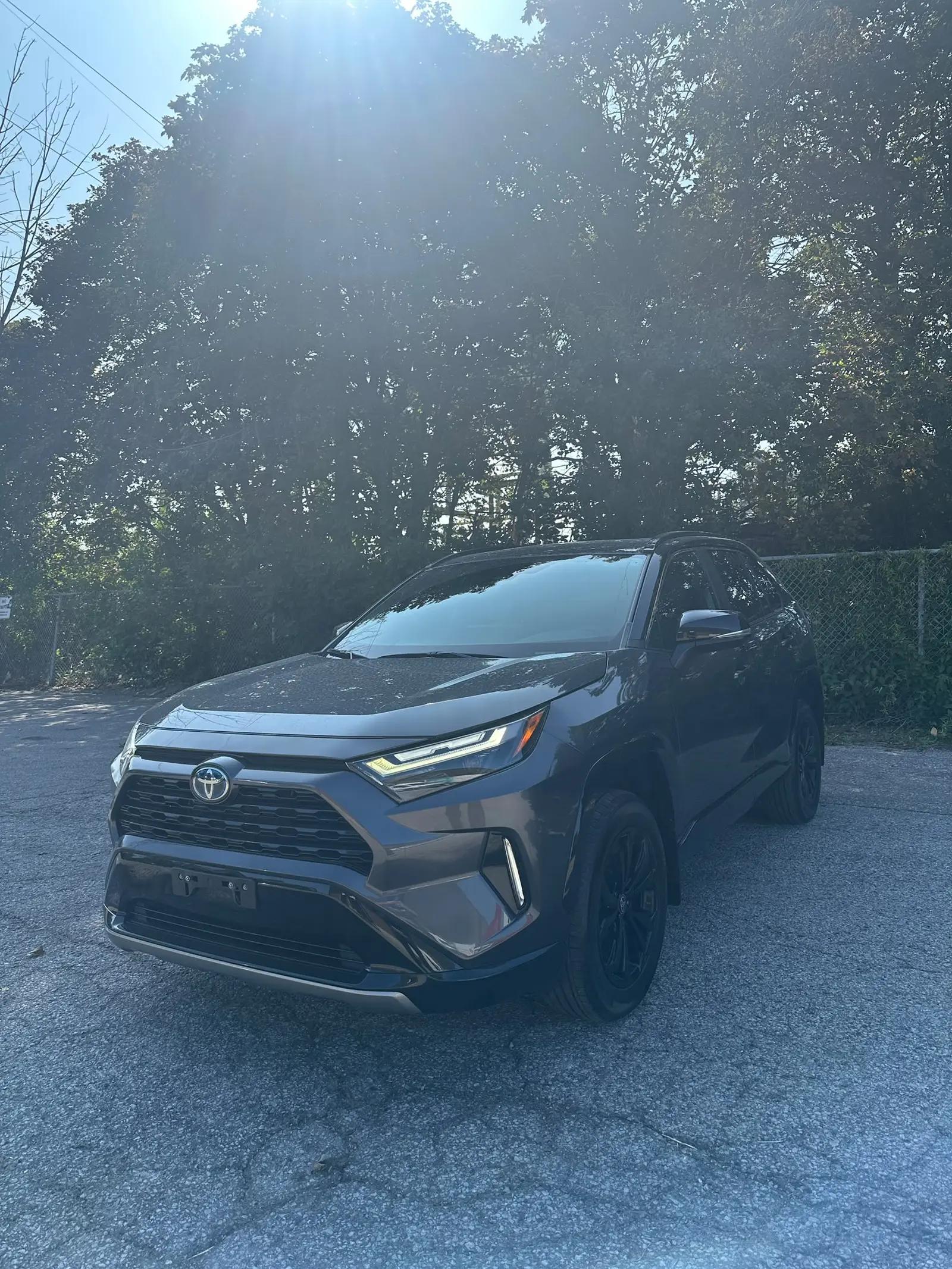 2023 Toyota Rav4 XSE hybrid