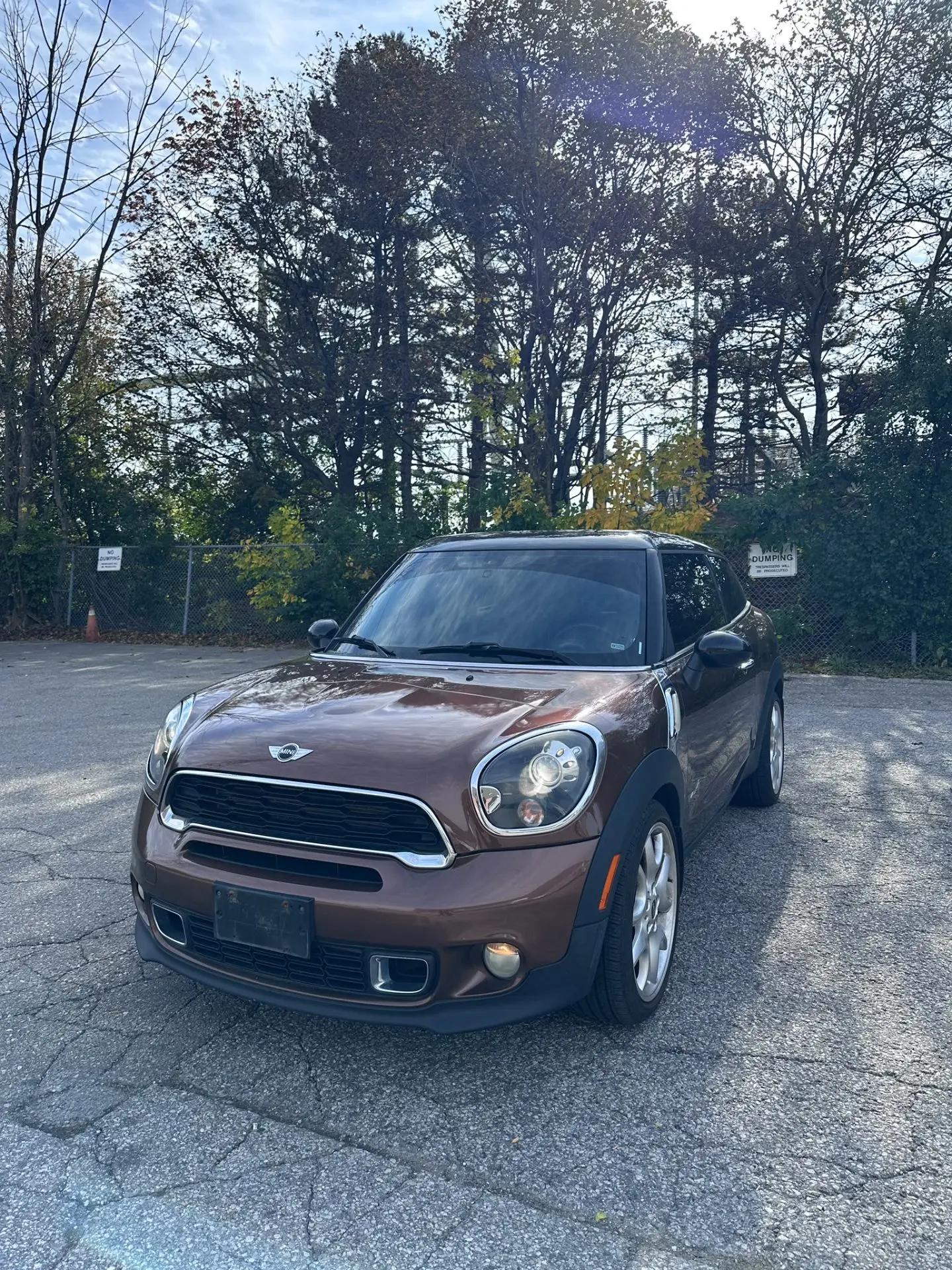 2013 Mini Cooper S Paceman, front three quarter view